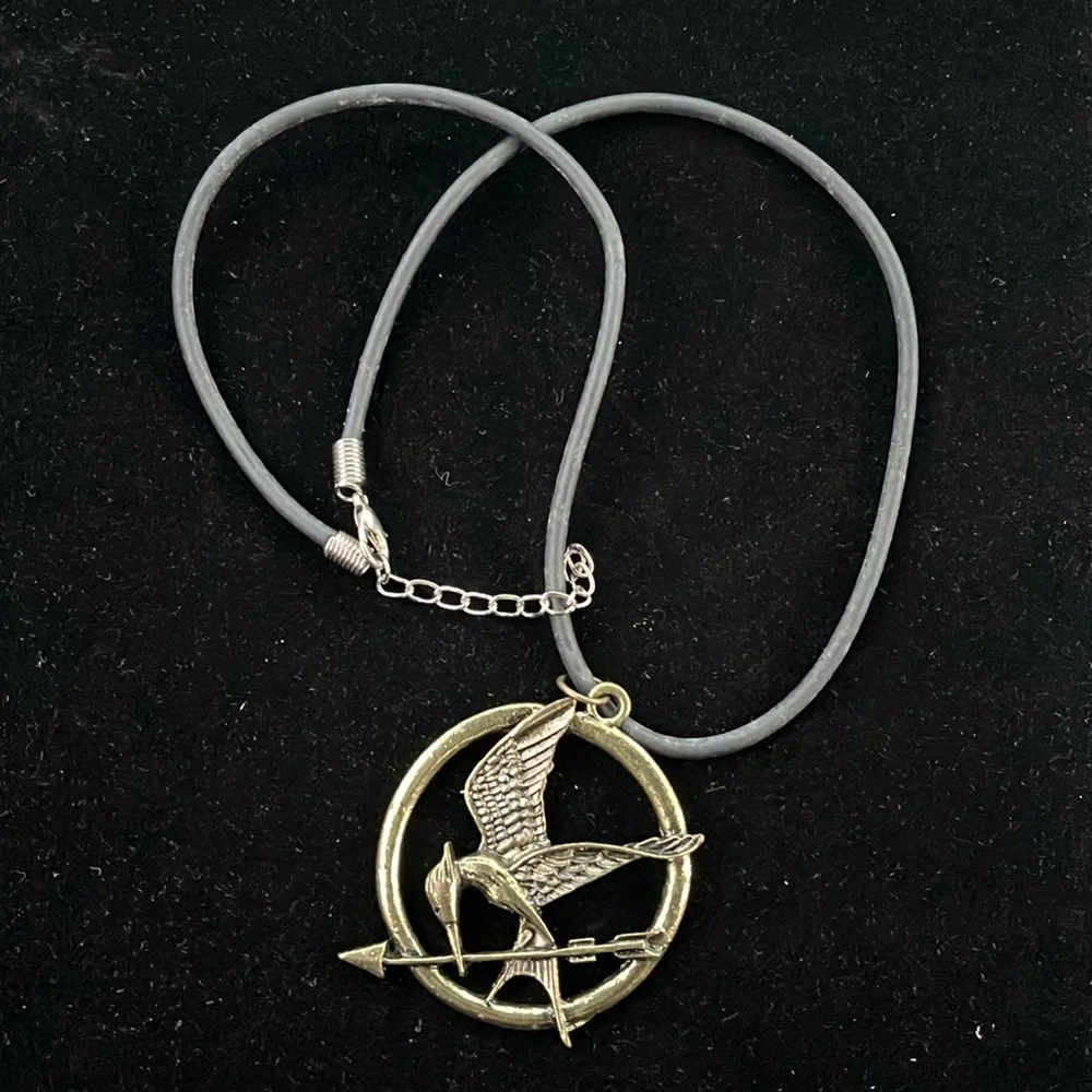Hunger Game-like Theme Unisex Necklace